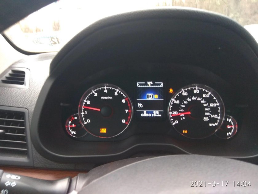 Субару Аутбек горит чек моргает круиз