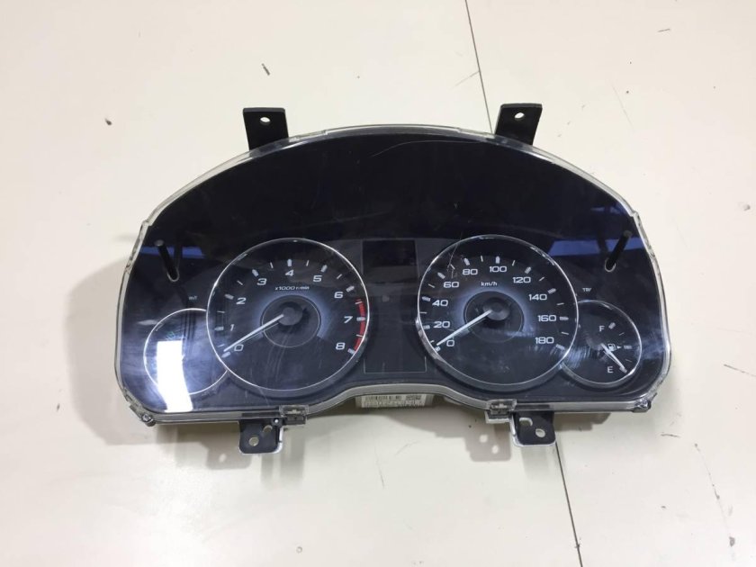 Субару аутбек панель приборов