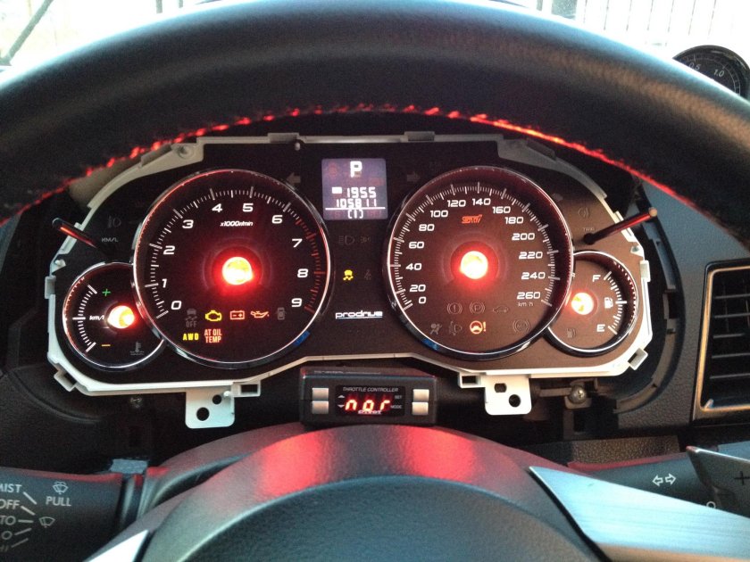 Subaru Legacy приборная панель