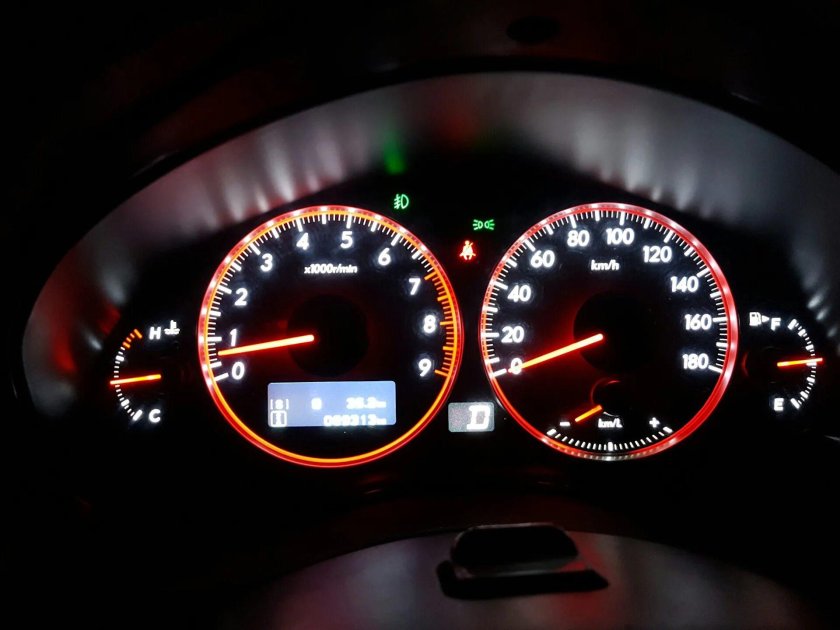 Оптитрон Субару Легаси бл5