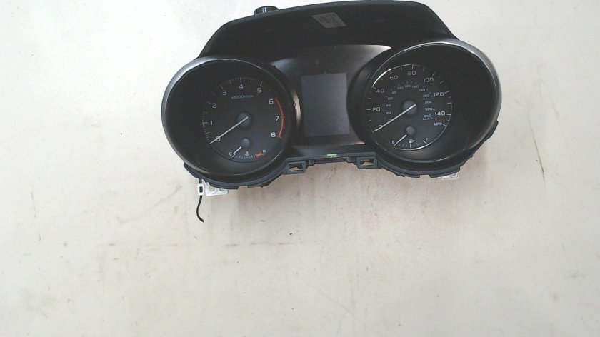 Приборная панель Субару Легаси