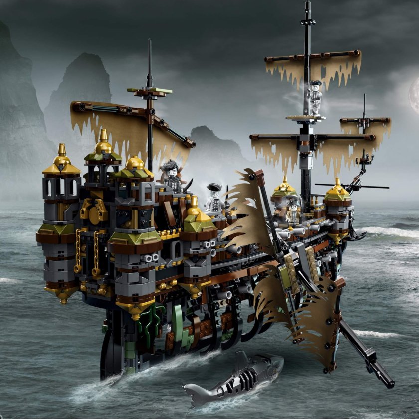 Лего Тихая Мэри 71042