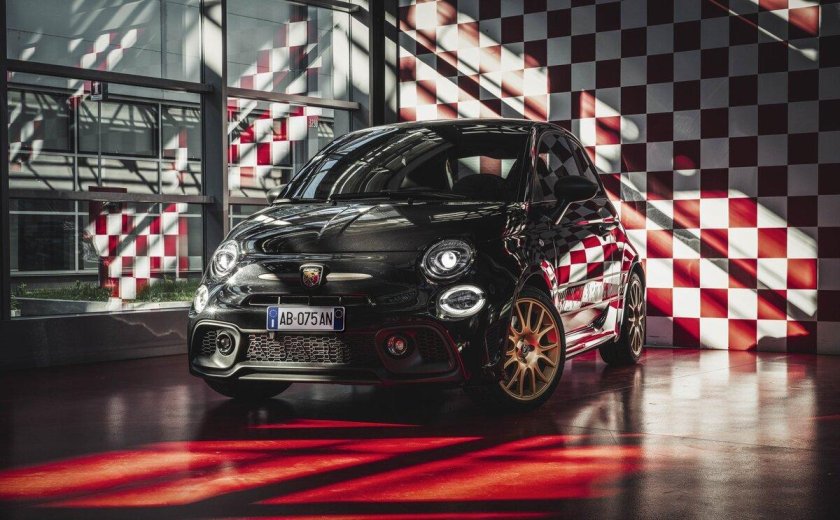 Abarth 695