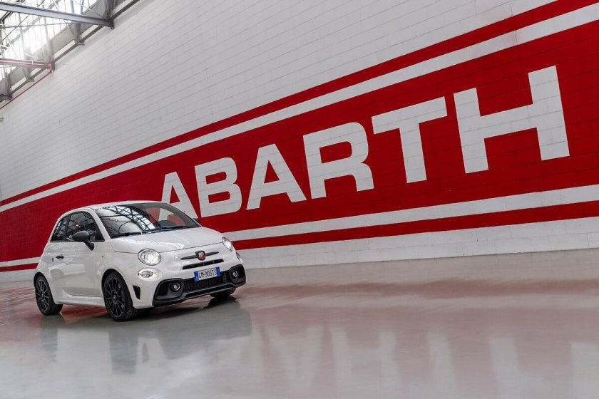 Abarth 595 competizione
