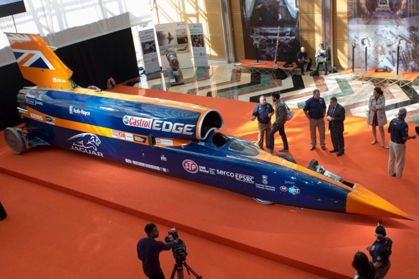 Bloodhound SSC 1609 км.ч