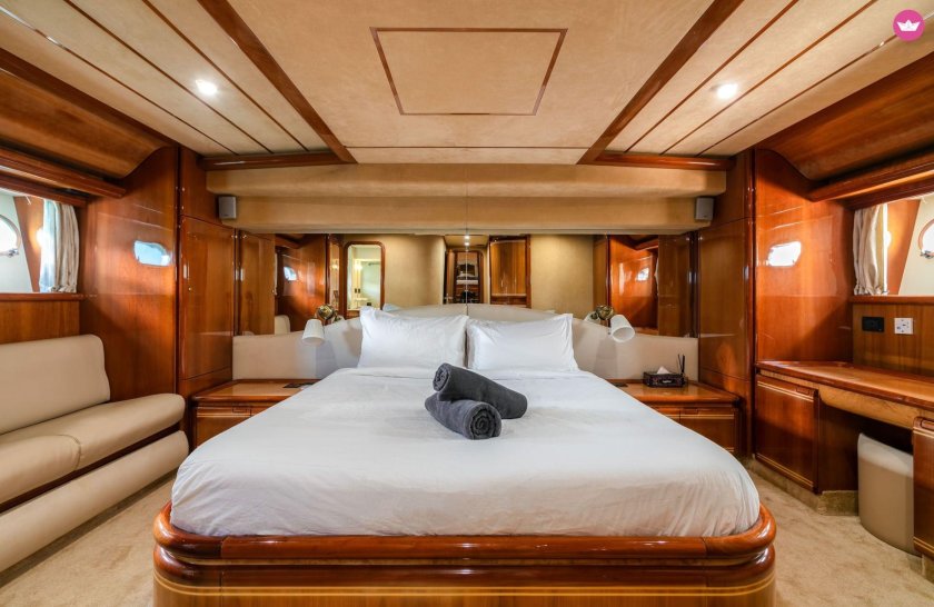 Роскошная яхта