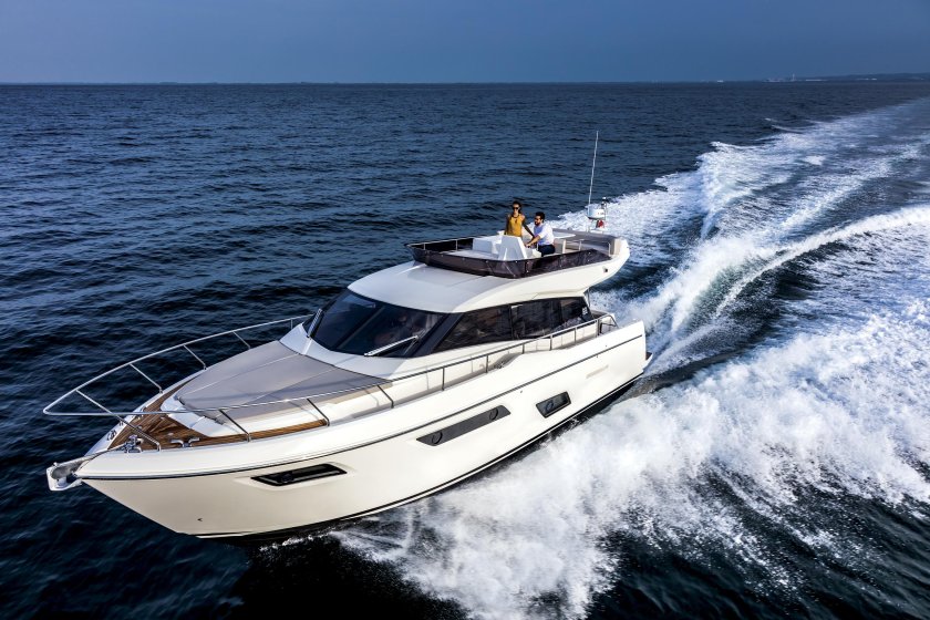 Ferretti Yachts 450
