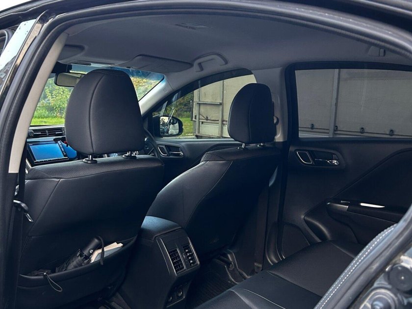 Черная хонда