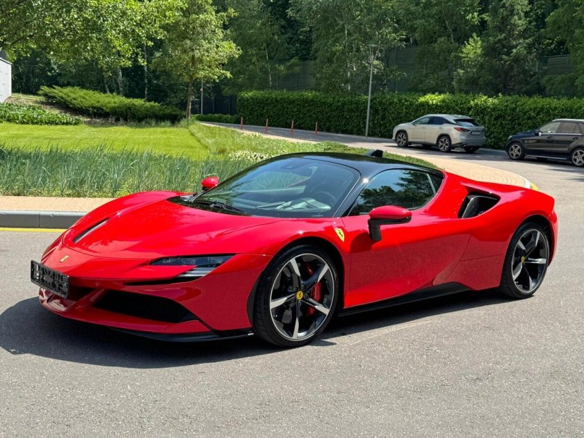 Ferrari sf 90 stradale