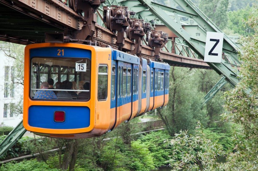 Вупперталь монорельсовая дорога