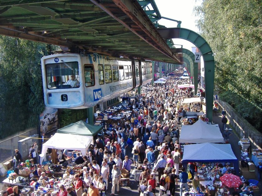 Вуппертальская подвесная дорога Германия