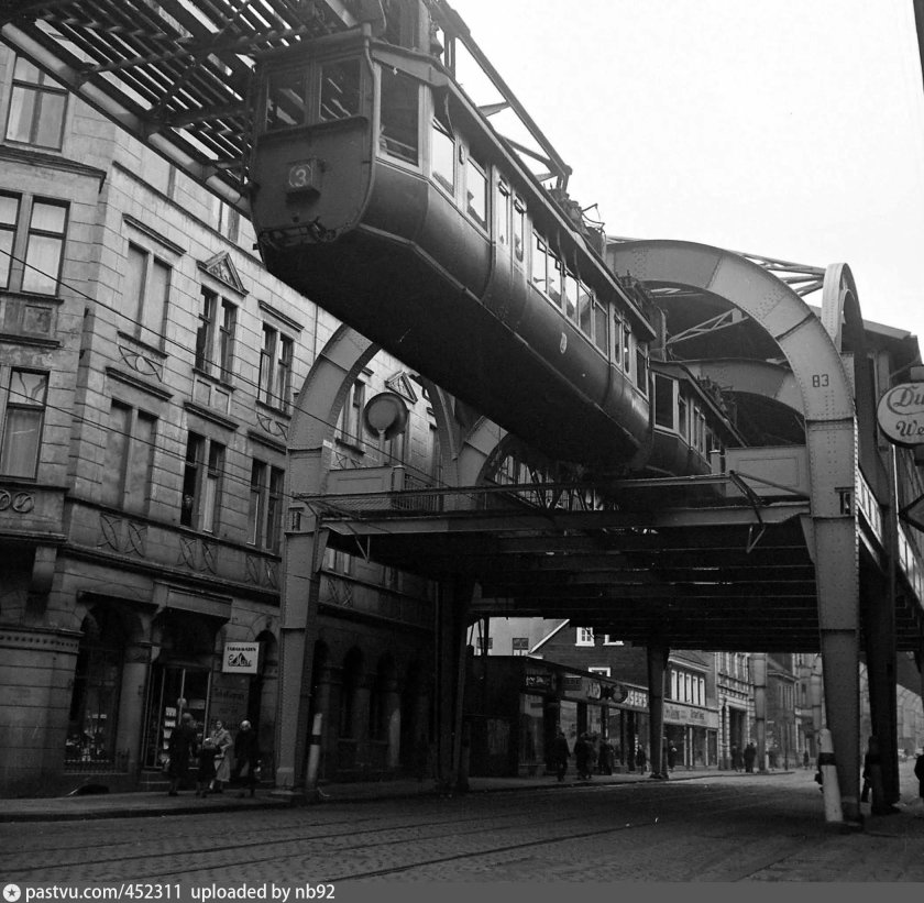 Вуппертальская подвесная дорога Германия