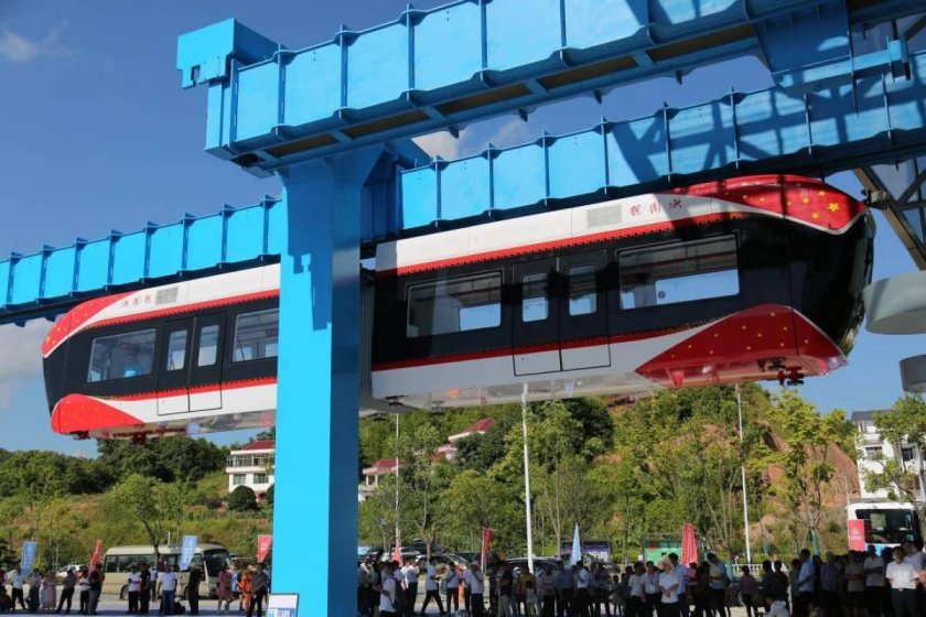 Поезд на магнитной подушке Китай
