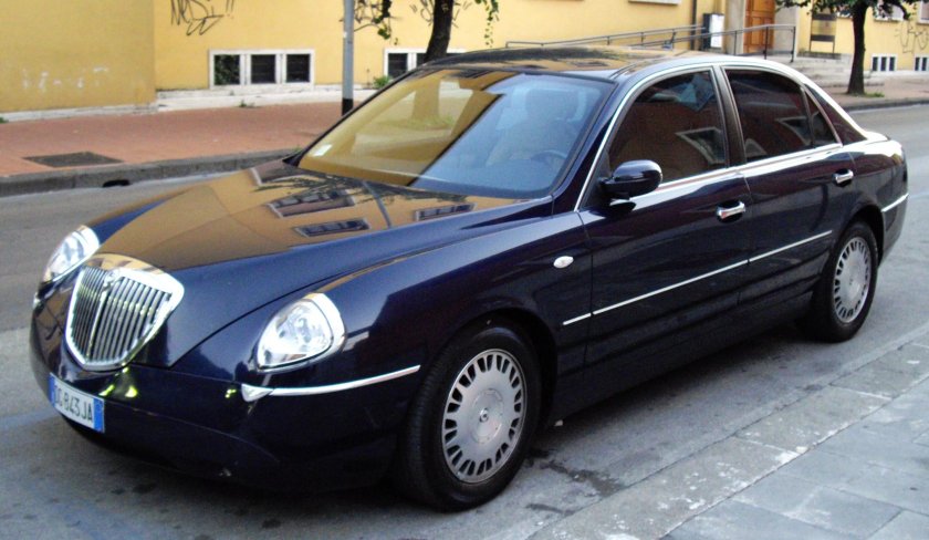 2002 Lancia thesis