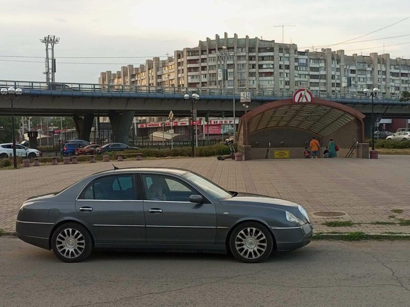 Lancia thesis 2002 2009