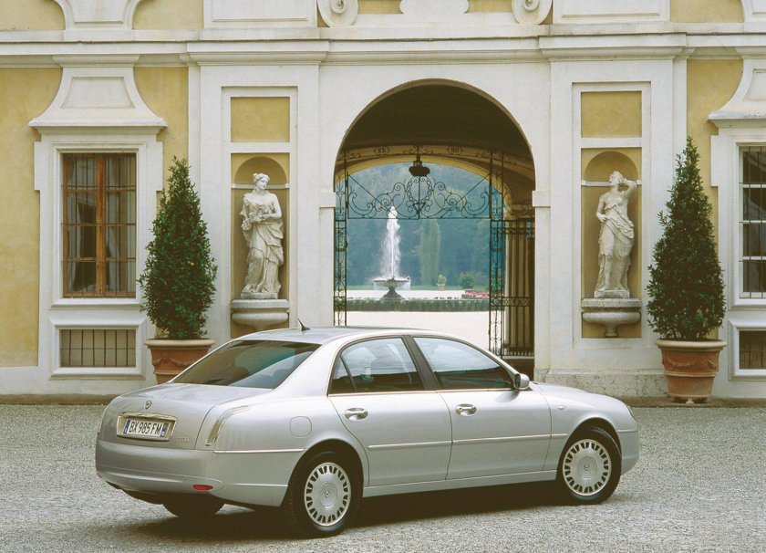 Lancia thesis 2.4