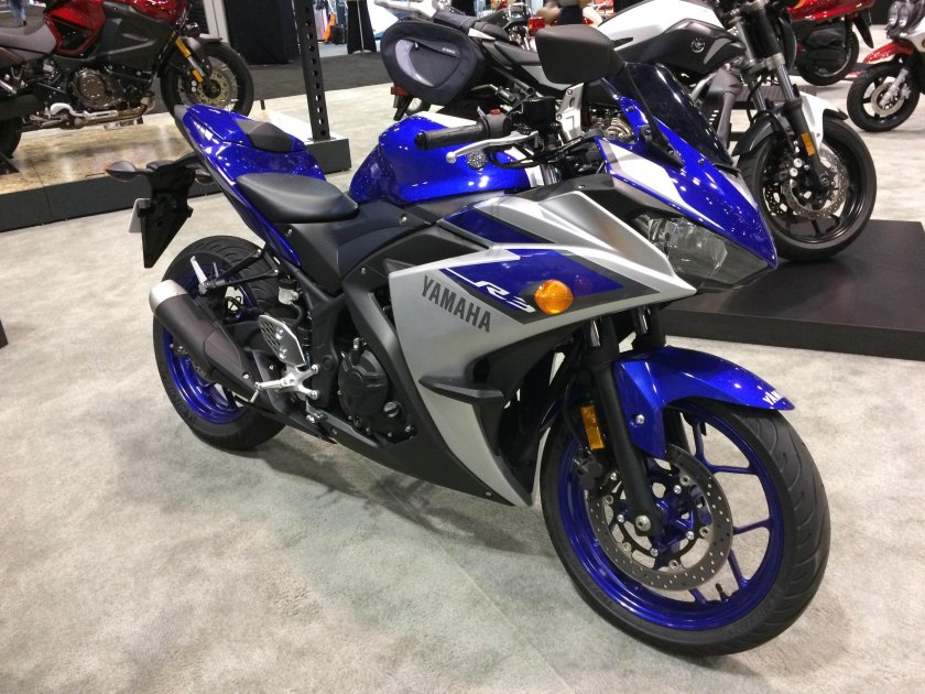 Yamaha r3 2016