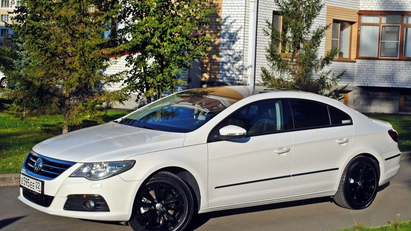 Фольксваген Пассат СС 2011