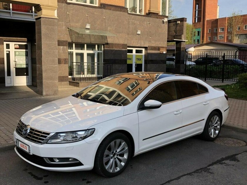Фольксваген Пассат СС 1
