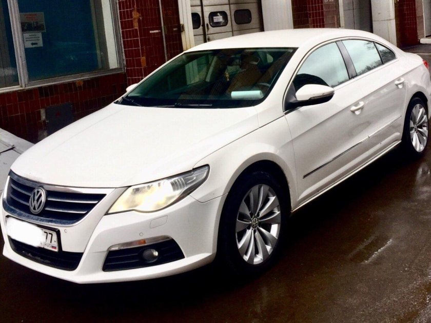 Фольксваген Пассат СС 2010