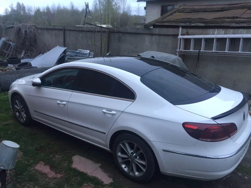 Фольксваген Пассат СС 2012 белый