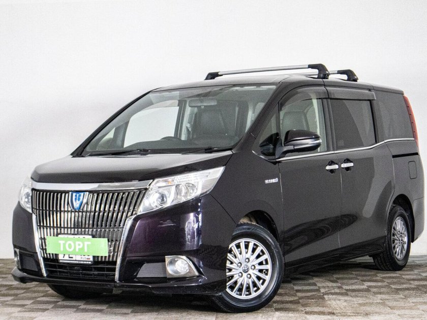 Тойота эсквайр 2015