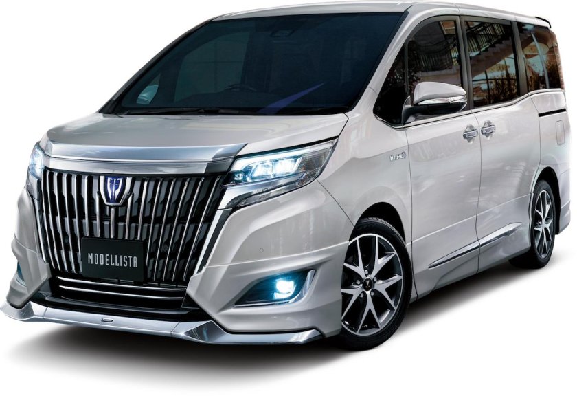 Тойота Ноах гибрид 2015