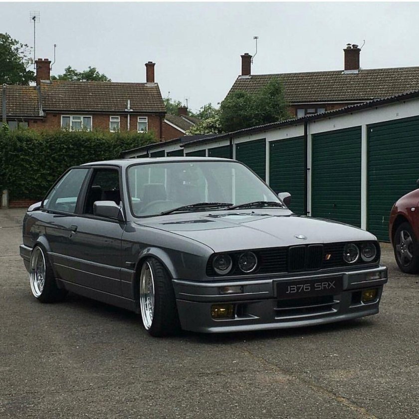 BMW e30 Coupe