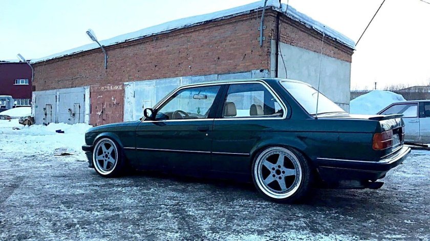 BMW е30 купе