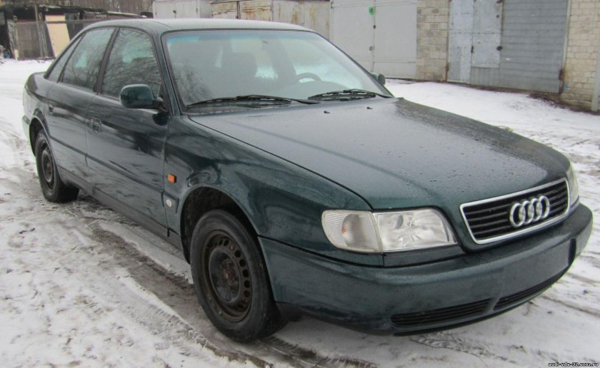 Ауди 100 45 кузов зеленая
