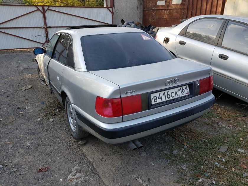 Купить задний багажник на Ауди 100 45кузов бу в Брянске