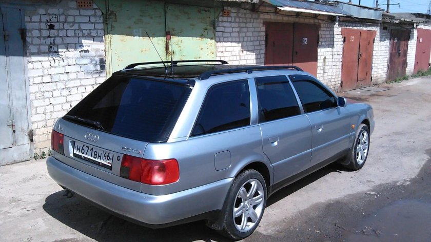 Ауди 100 с4 универсал серебристый