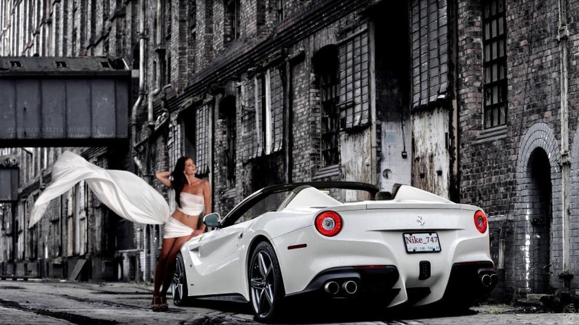 Девушки и автомобили