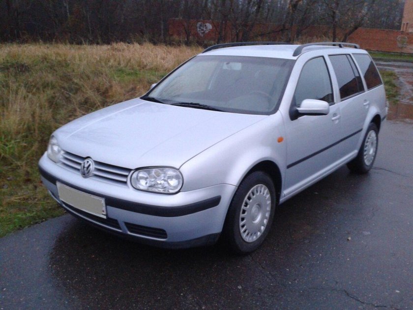 Volkswagen Golf, 2000 универсал