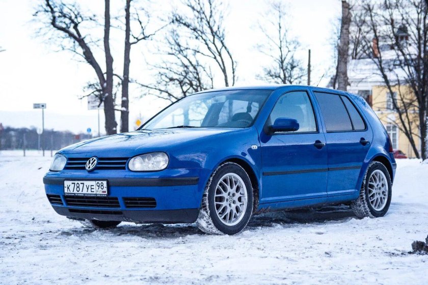 Фольксваген Golf 4