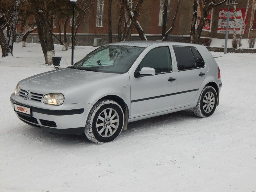 Фольксваген Golf, 2001