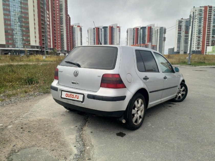 Гольф 4 серебристый