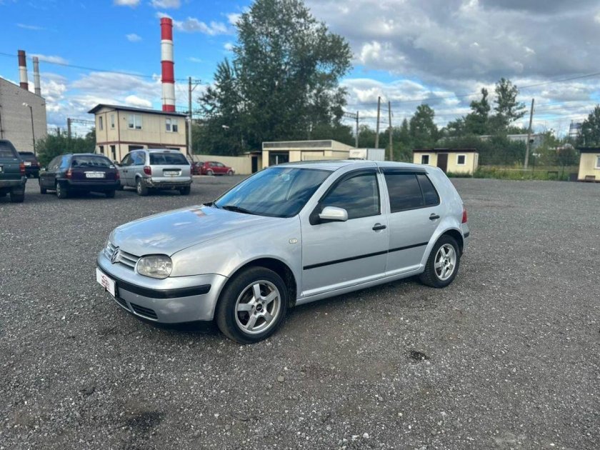 Гольф 4 серебристый