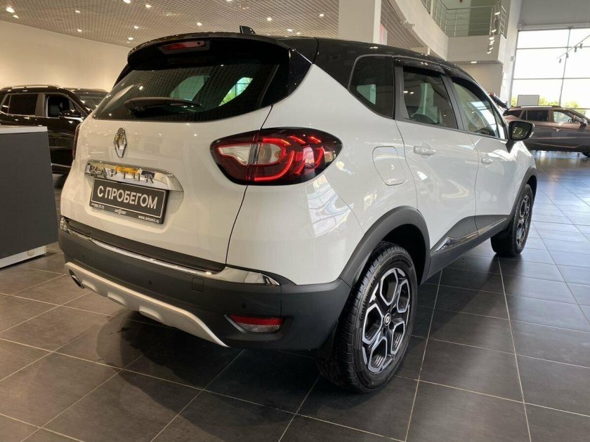 Рено Каптур 2021