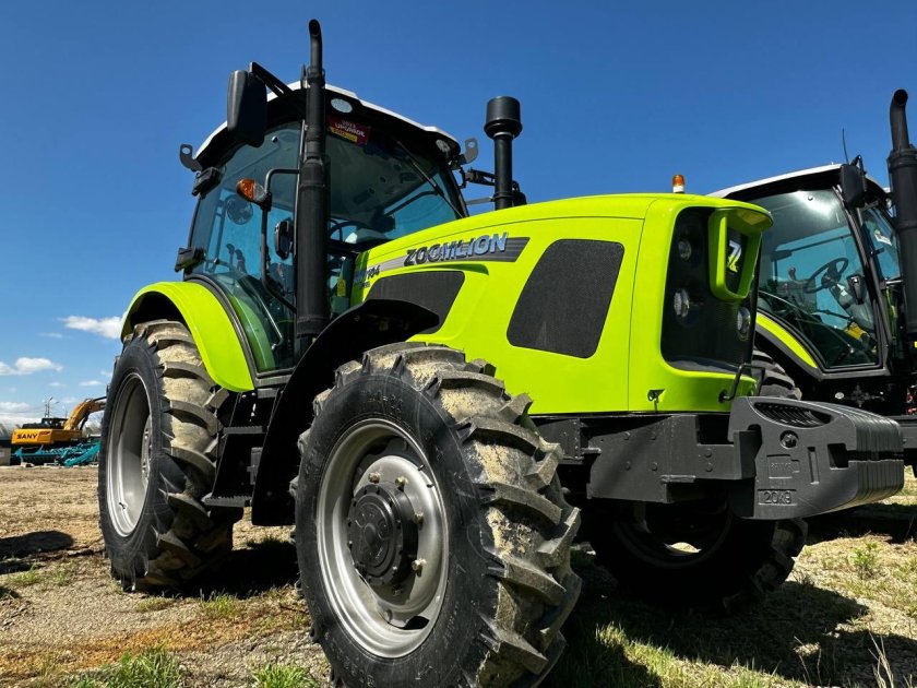 Трактор Zoomlion rs1604