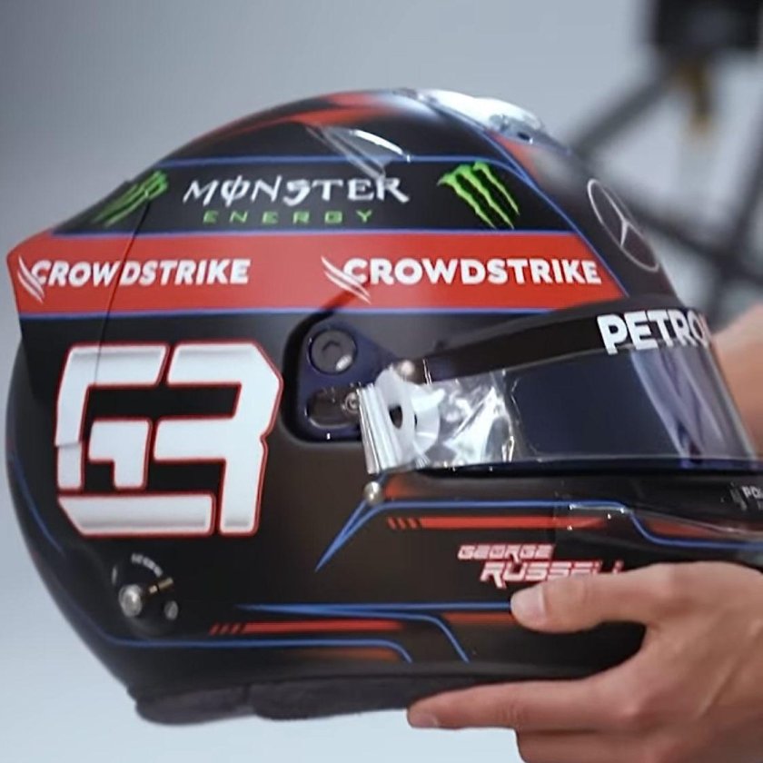 Шлем Мерседес формула 1