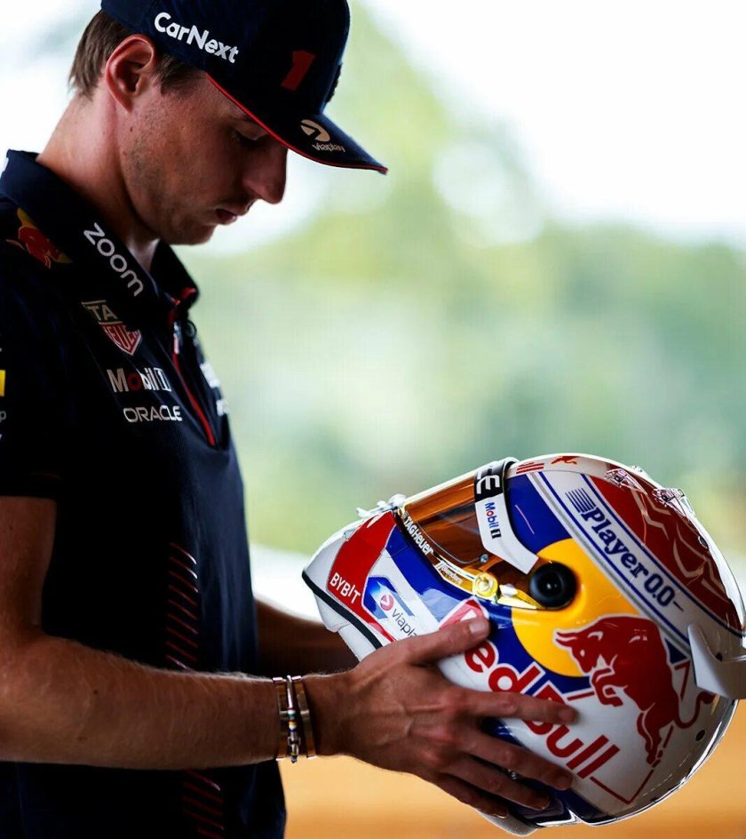 Шлем формула 1