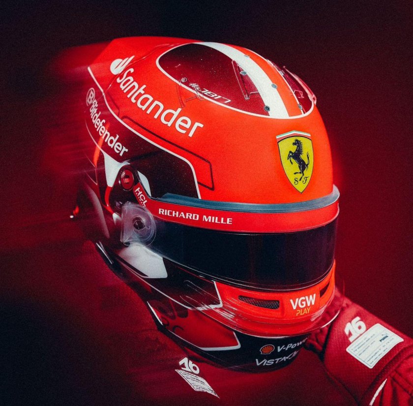 Шлем леклер феррари