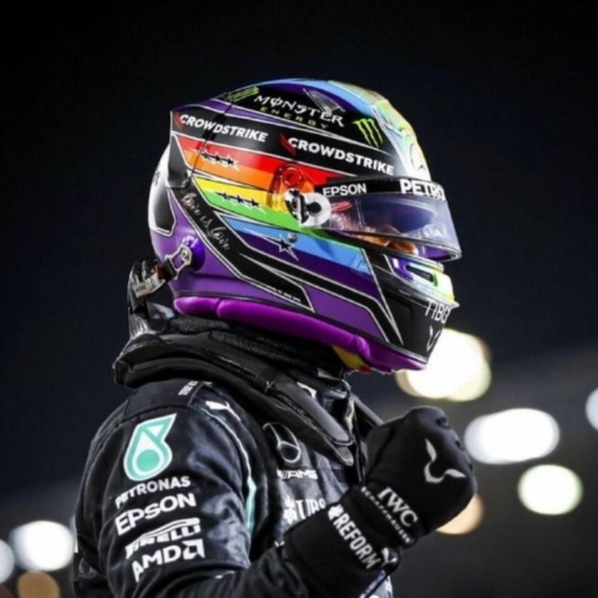 Шлем Хэмилтона 2021