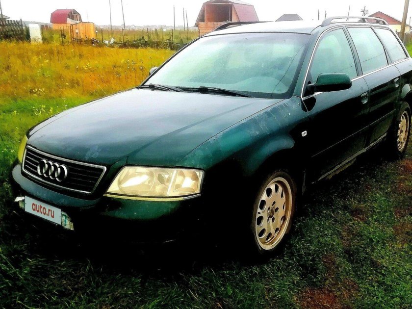 Шкода Октавия зеленая 2004