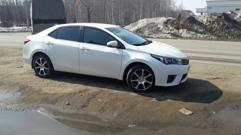 Toyota Corolla 160 r17