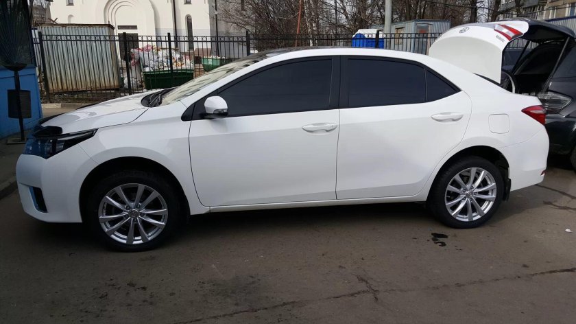 Toyota Corolla 160 r17