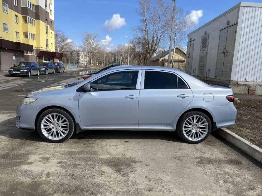 Тойота королла на дисках