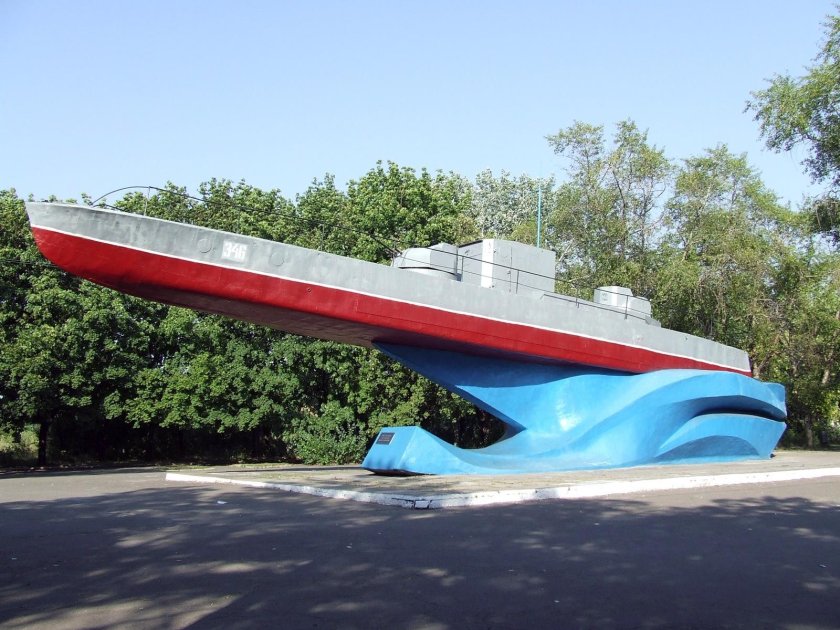 Пинск бронекатер БК-92