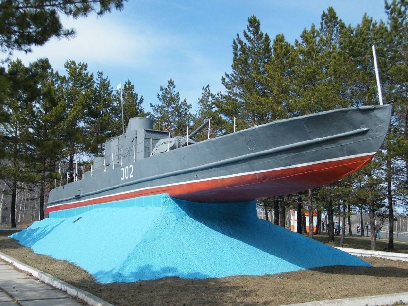Памятник бронекатер Хабаровск